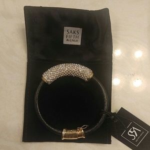 Saks fifth avenue bling bracelet on black nwt